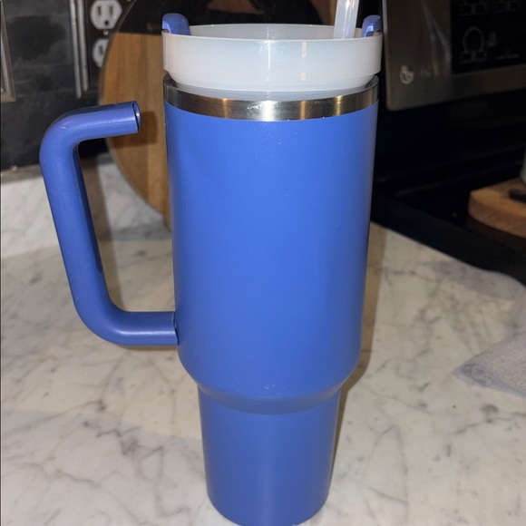 Defected Stanley 40 0z CUP - Picture 4 of 4